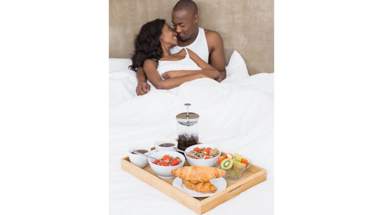 How to Cuddle The Half Spoon Cuddling Technique