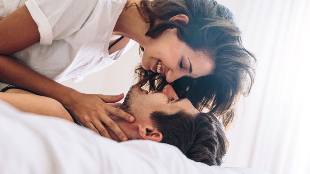How to Cuddle The Plank Hug