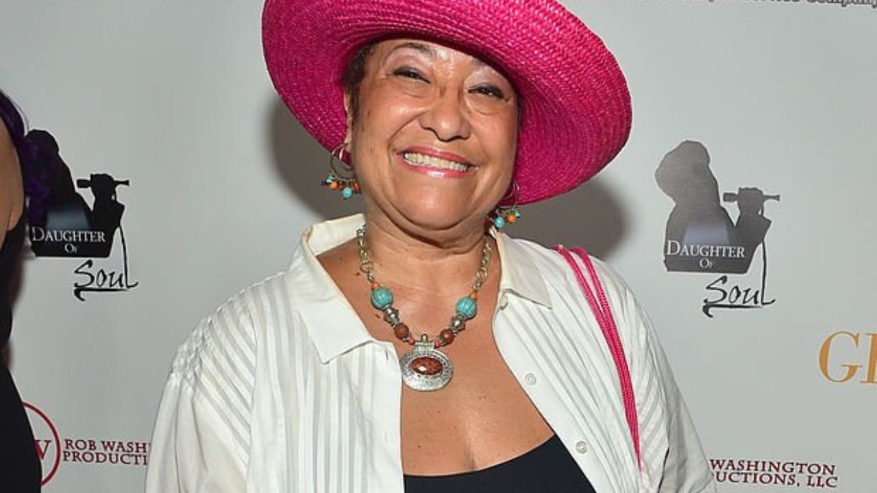 Who Was James Brown's Wife Deidre Jenkins? Everything About Her As  Daughters Explain Why They Forgave Dad After Seeing Him Beat Their Mom |  PINKVILLA