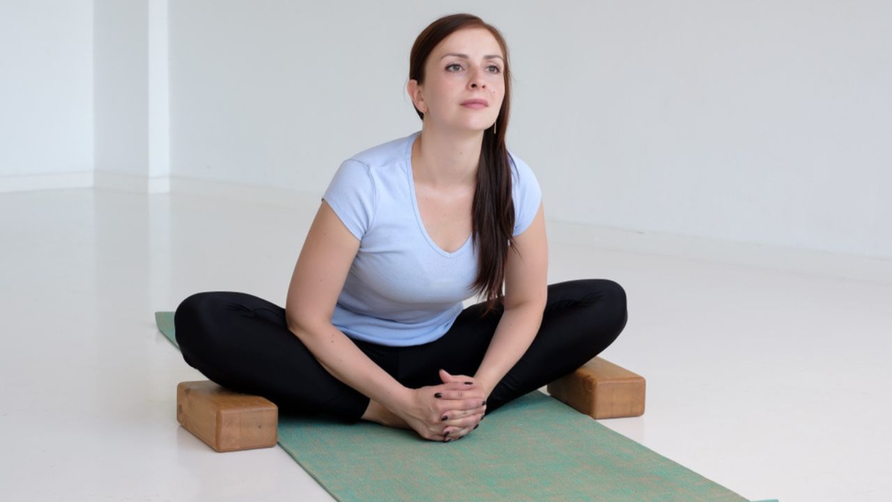 2024 5 Best Yoga Exercises and Poses to Get Rid of Migraine Pain View their  - relarte.
