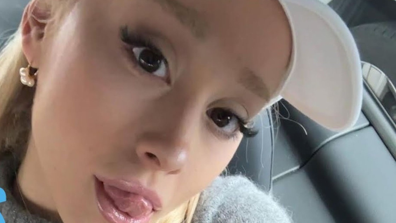 What Did Ariana Grande Say About Tabloid Attention? Find Out As Singer  Shares Her Thoughts On Audience Perception | PINKVILLA