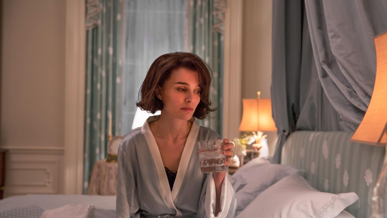 Natalie Portman in Jackie (IMDb)