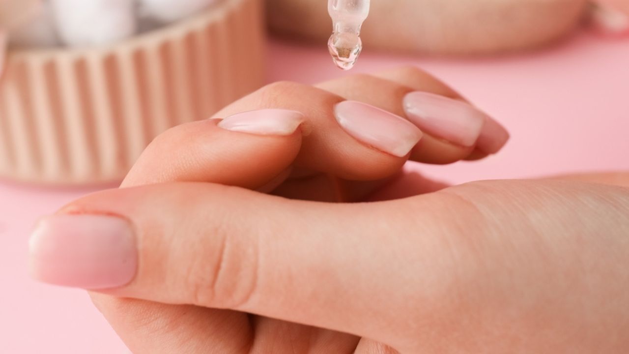 Tips to take care of brittle nails | Fashion Trends - Hindustan Times