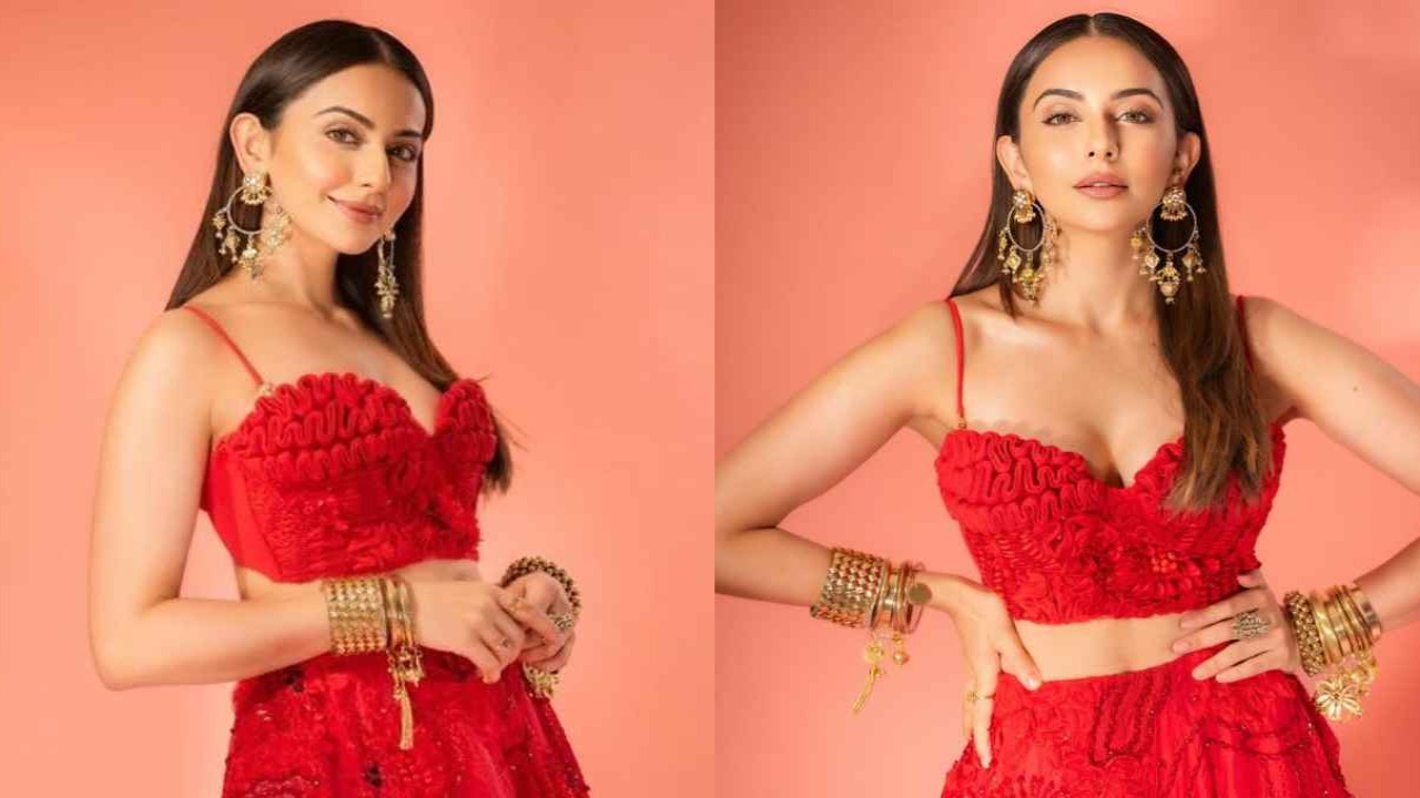 Rakul Preet Singh Sexx Photo - Rakul Preet Singh is Valentine's day-ready in Shivan and Narresh's co-ord  set with ruffled bustier and embellished skirt | PINKVILLA