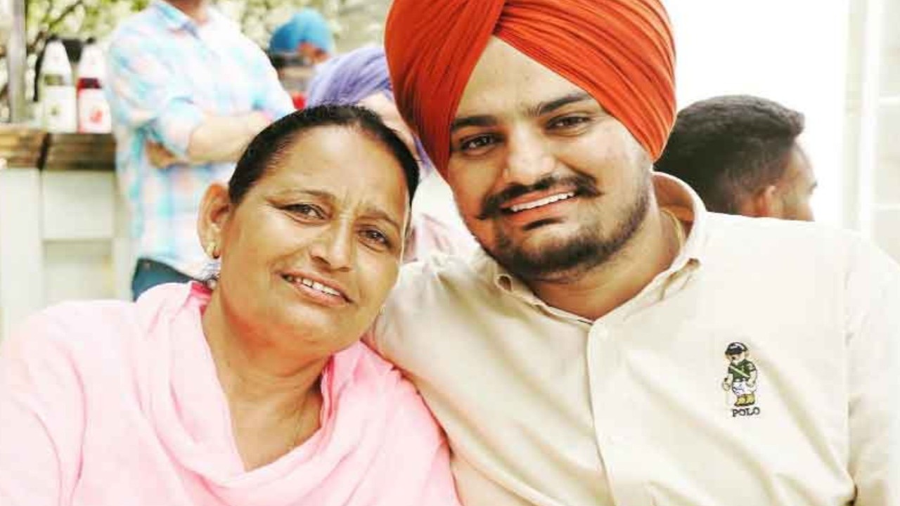 Sidhu Moosewala’s parents set to welcome baby; mother Charan Kaur pregnant