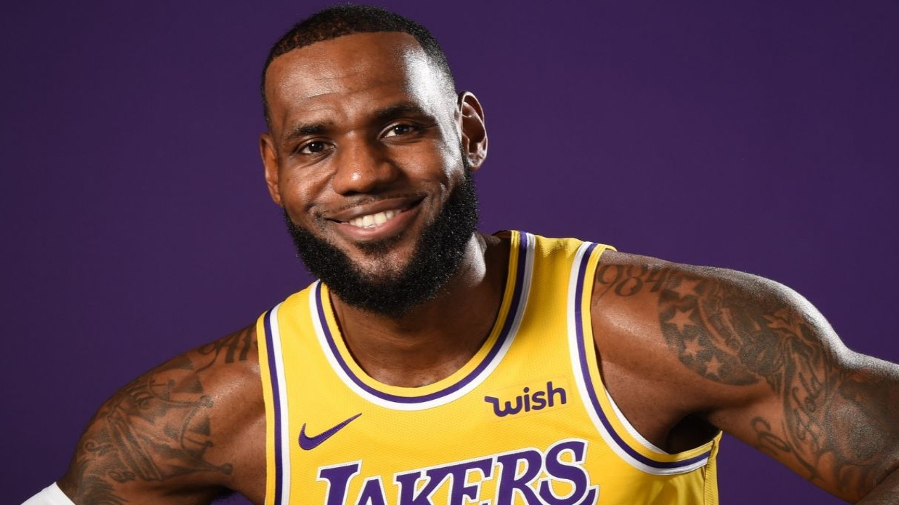 LeBron James' net worth in 2023