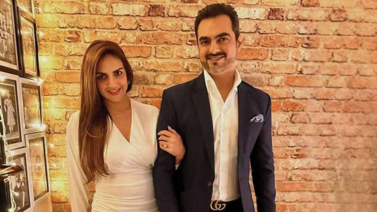 THROWBACK: When Esha Deol remarried Bharat Takhtani at her godh bharai ceremony; called their bond ‘thick as thieves’