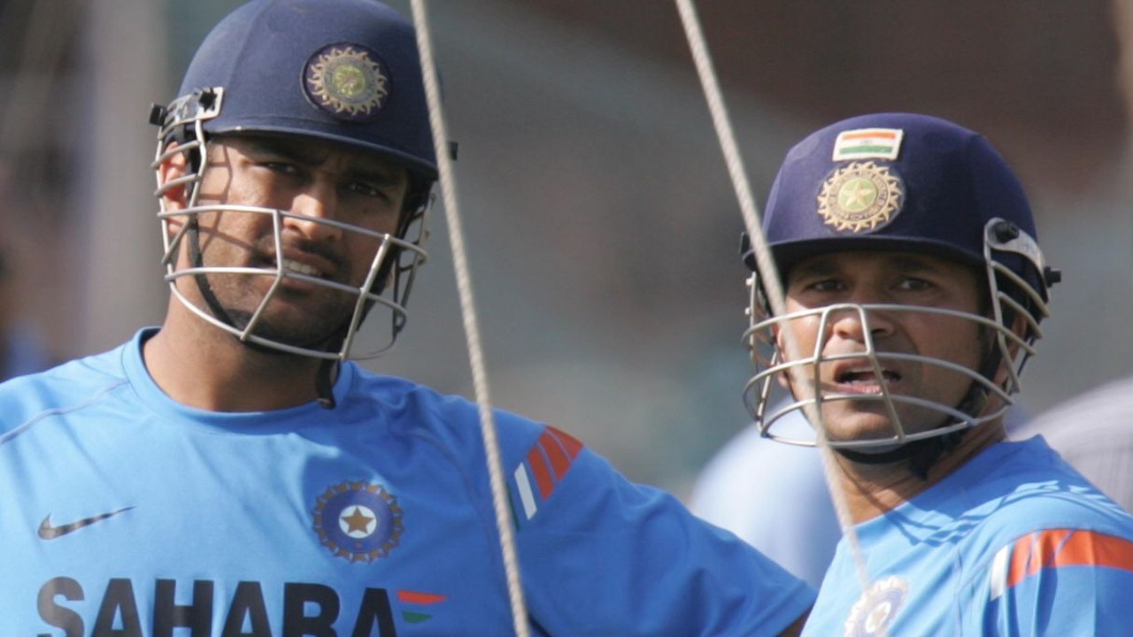 ‘He Didn't Sit Next to Me’: Sachin Tendulkar Reveals How MS Dhoni Didn’t Talk to Him During His Initial Years