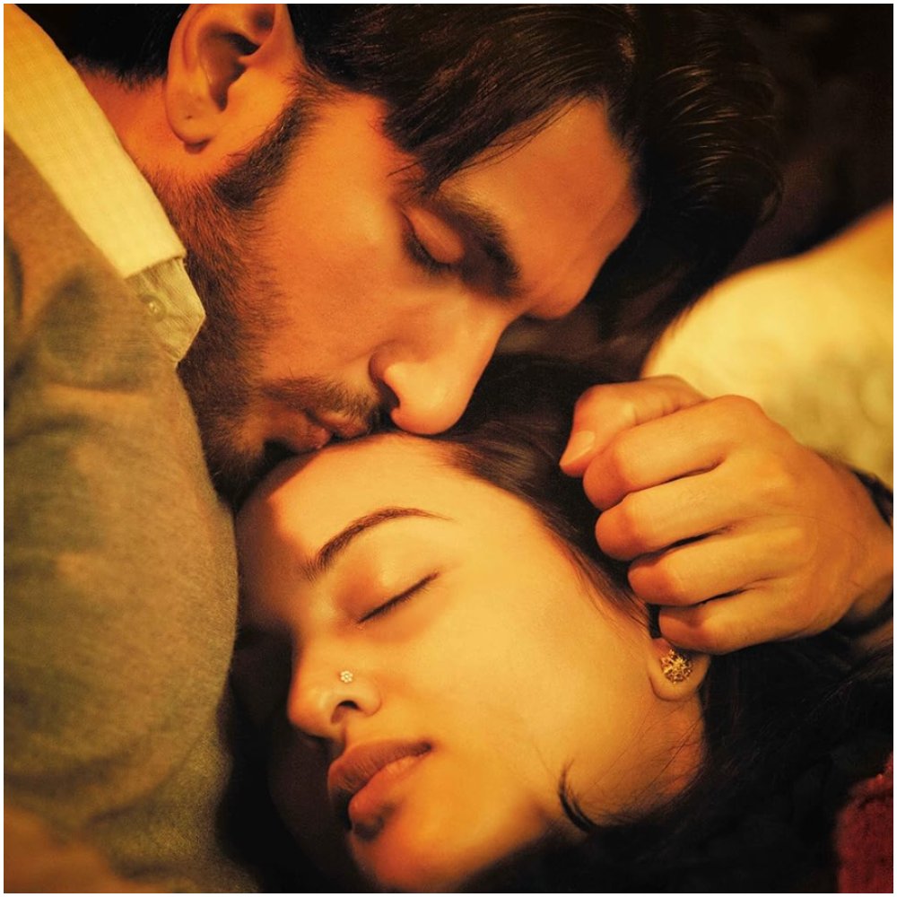 10 Best Hindi song lyrics to immerse yourself in the magic of Bollywood music 10 Best Hindi song lyrics to immerse yourself in the magic of Bollywood music
