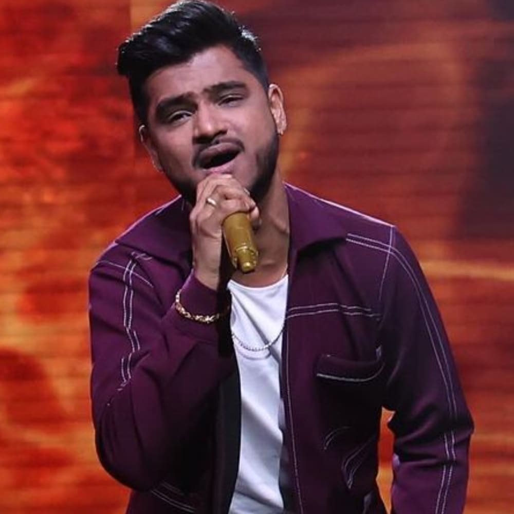EXCLUSIVE Indian Idol 14 winner Vaibhav Gupta wins 25 lakh rupees and luxurious car; 'want to open my studio' EXCLUSIVE Indian Idol 14 winner Vaibhav Gupta wins 25 lakh rupees and luxurious car; 'want to open my studio'