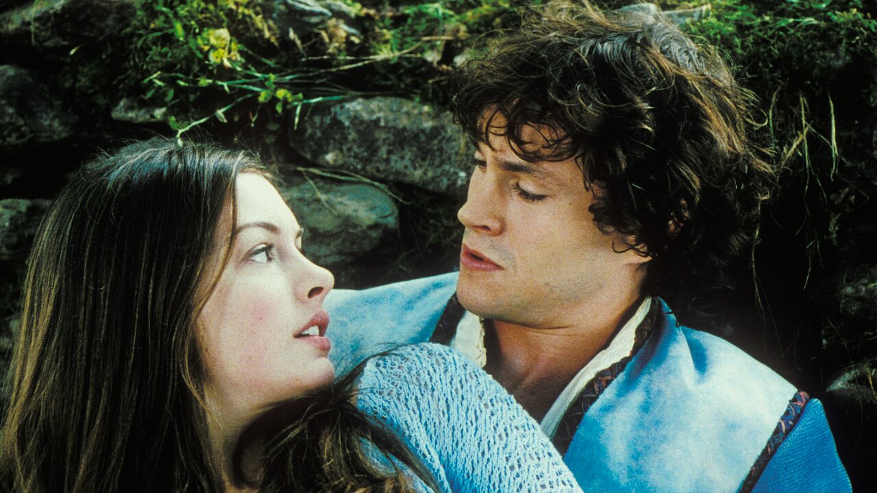 Anne Hathaway in Ella Enchanted