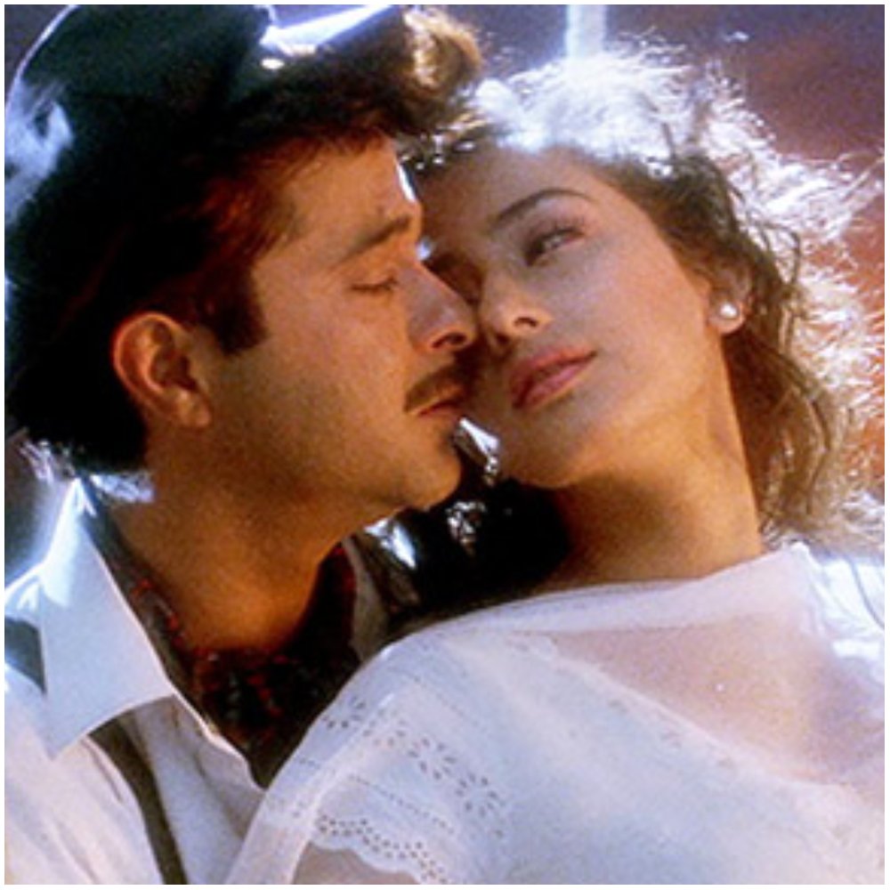 Top 10 easy Hindi songs to sing for beginners Top 10 easy Hindi songs to sing for beginners