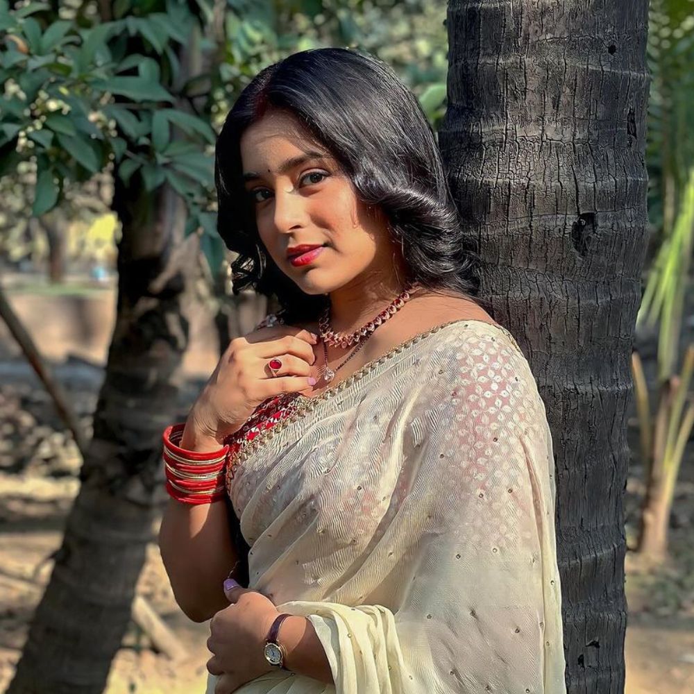 EXCLUSIVE VIDEO: Sumbul Touqeer talks about Kavya: Ek Jazbaa, Ek Junoon’s plot, her character, and learnings EXCLUSIVE VIDEO: Sumbul Touqeer talks about Kavya: Ek Jazbaa, Ek Junoon’s plot, her character, and learnings