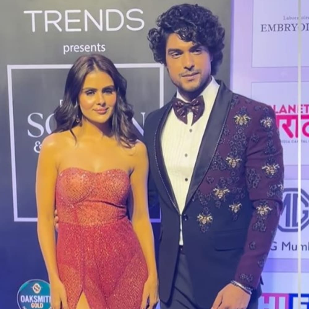 Pinkvilla Screen & Style Icon Awards: Priyanka Choudhary and Ankit Gupta's cute moments are unmissable Pinkvilla Screen & Style Icon Awards: Priyanka Choudhary and Ankit Gupta's cute moments are unmissable