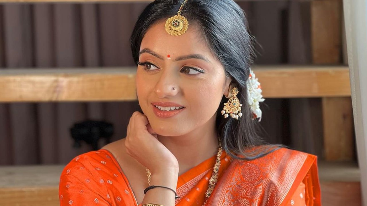 How does Deepika Singh’s character in Mangal Lakshmi resonate with real-life struggles