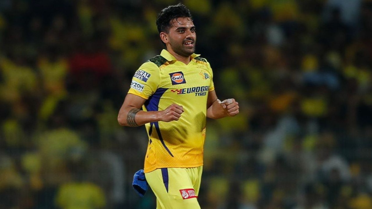 ‘Have to Look at Both of Them’: Deepak Chahar Reveals if He Looks at MS Dhoni or Ruturaj Gaikwad for Instructions