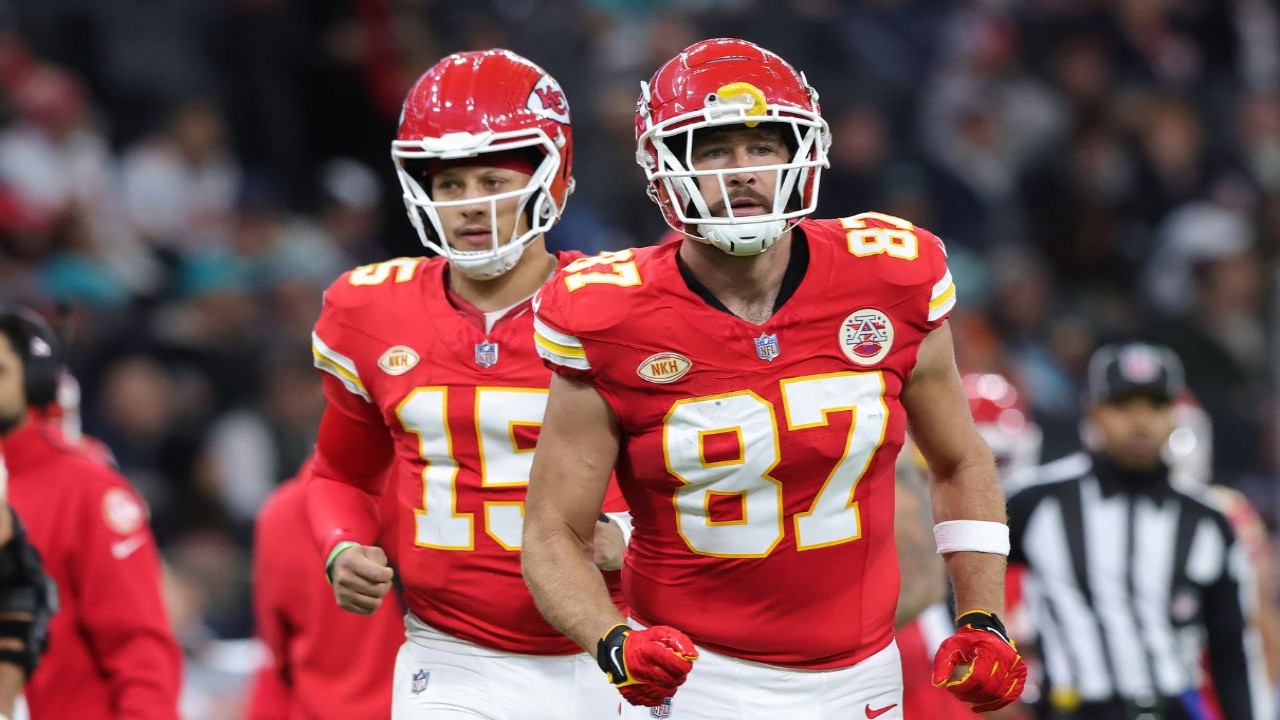 Travis Kelce Net Worth vs Patrick Mahomes Net Worth: How Much Do NFL Quarterback and TE-Duo Earn Every Year?