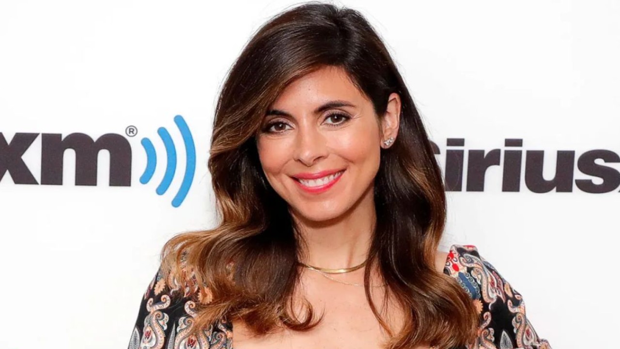 Who Is Jamie-Lynn Sigler? Know More About Her As Christina Applegate Shares How MS Brought Them ‘Together