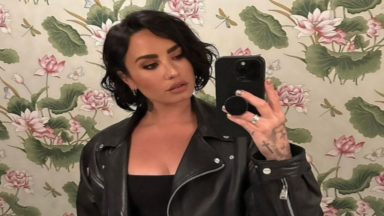 What Would Demi Lovato Tell Her Teenage Self About Beauty? Singer Reveals
