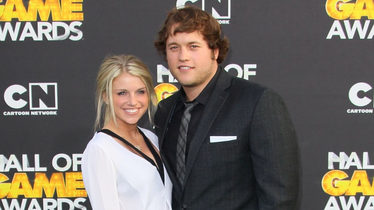 ‘This Is News to Me’: Matthew Stafford’s Wife Kelly Stafford Confronts Fan Who Thought She’s a P**rn Star