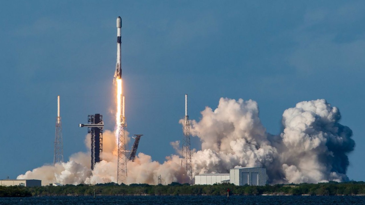 SpaceX Successfully Launches 23 Starlink Satellites From Florida; Deets Inside