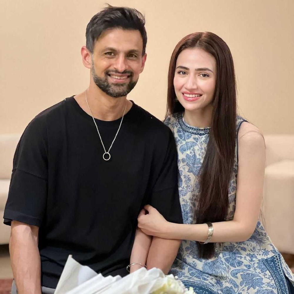 Did Sania Mirza's ex-husband Shoaib Malik send flirty messages to Pakistani actress Nawal Saeed? Latter says THIS Did Sania Mirza's ex-husband Shoaib Malik send flirty messages to Pakistani actress Nawal Saeed? Latter says THIS