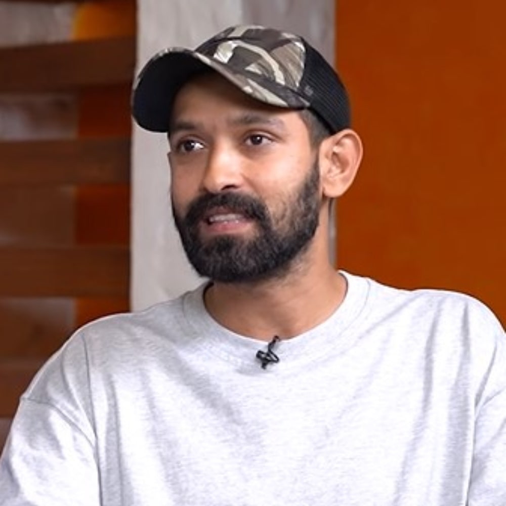 EXCLUSIVE: Did you know Vidhu Vinod Chopra asked Vikrant Massey-Medha Shankr NOT to imitate Shraddha-Manoj in 12th Fail?