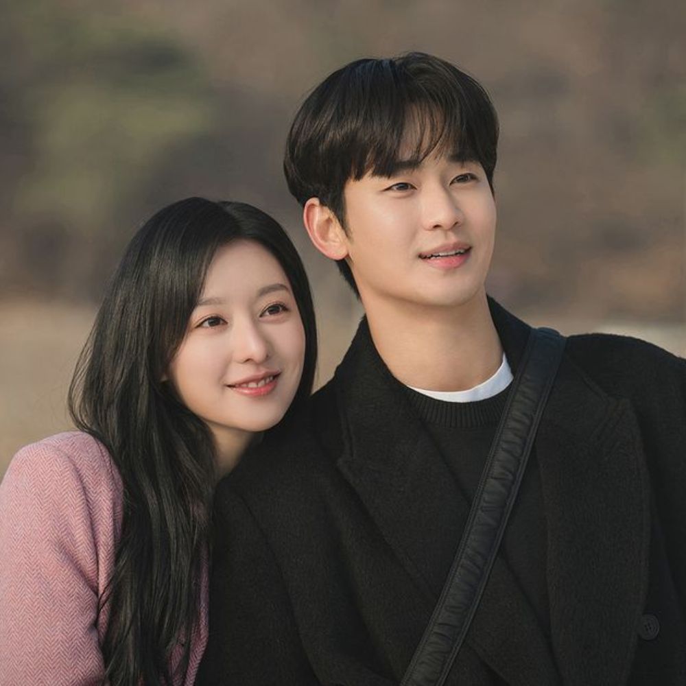 Queen of Tears Ep 13-14 Review: Kim Soo Hyun-Kim Ji Won’s story takes a very Ekta Kapoor's saas-bahu turn for the worse Queen of Tears Ep 13-14 Review: Kim Soo Hyun-Kim Ji Won’s story takes a very Ekta Kapoor's saas-bahu turn for the worse