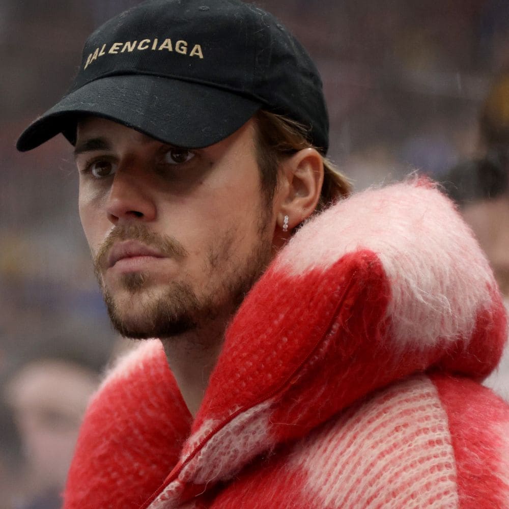 'He’s Spiraling Again': Source Claims Justin Bieber's Friends Are Concerned About His Health And Behavior 'He’s Spiraling Again': Source Claims Justin Bieber's Friends Are Concerned About His Health And Behavior