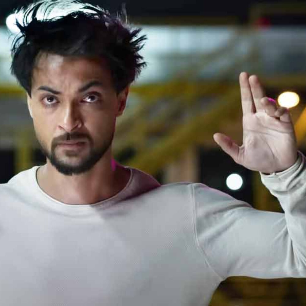 Ruslaan Monday Box Office: Aayush Sharma starrer collects Rs 40 lakh; Scores Rs 2.40 crore in 4 days Ruslaan Monday Box Office: Aayush Sharma starrer collects Rs 40 lakh; Scores Rs 2.40 crore in 4 days