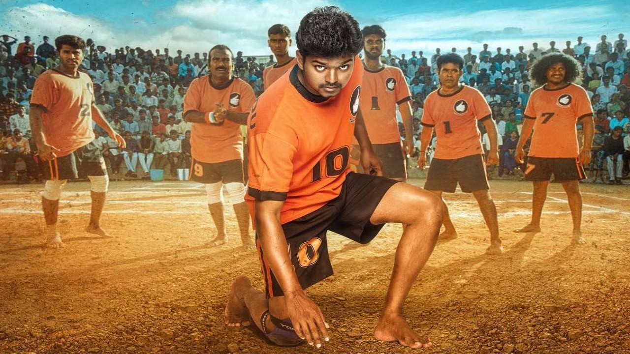 Ghilli box office collections: Vijay starrer raids a record breaking Rs. 12Cr Worldwide