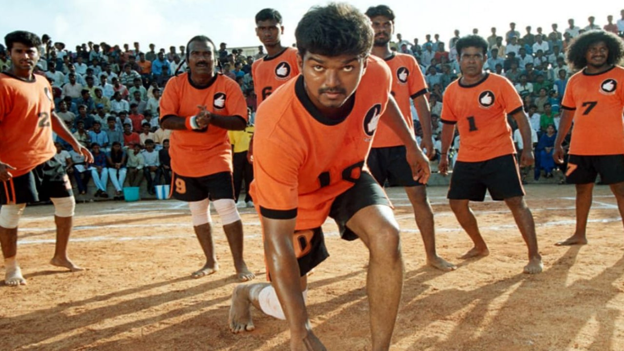 VIDEOS: Thalapathy Vijay and Trisha Krishnan’s fans go berserk as Ghilli re-releases in theaters