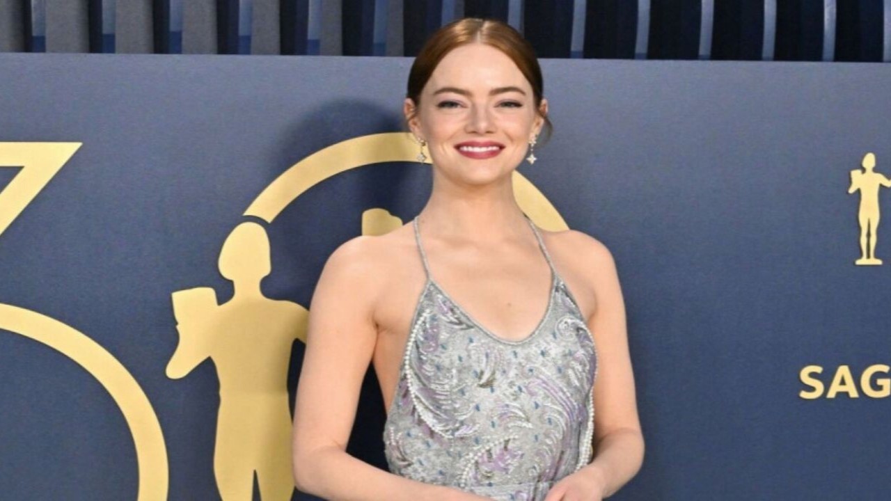 Did Emma Stone Introduce Taylor Swift to Joe Alwyn? Here's What Happened
