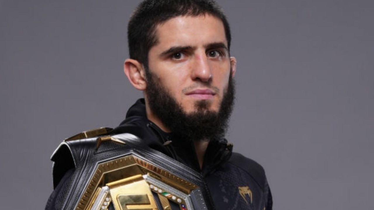 Islam Makhachev’s Coach Javier Mendez Claims THIS UFC Fighter Was Biggest Threat For Lightweight Champion: Details Inside