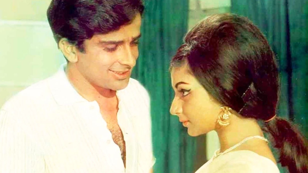 10 best Shashi Kapoor and Sharmila Tagore movies that are timeless classics