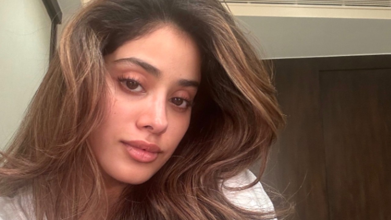 PIC: Janhvi Kapoor celebrates 'shubh baal diwas' with quirky post; fans can't stop gushing over her beauty