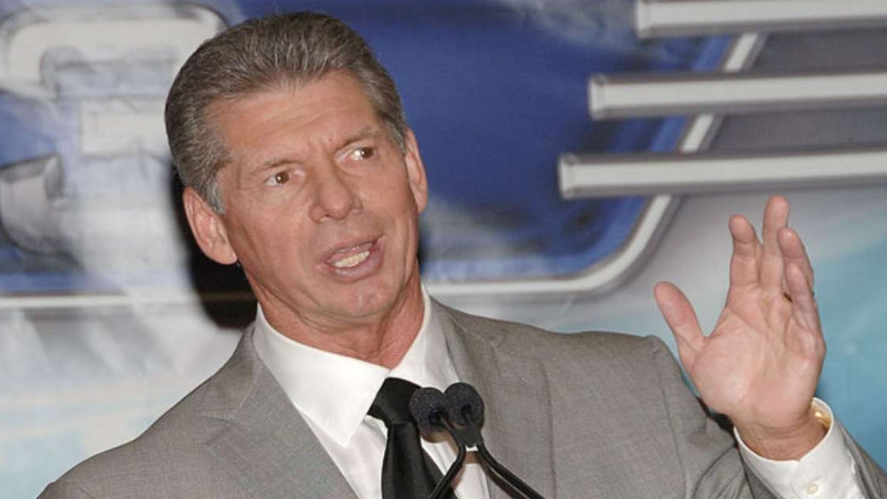 When Vince McMahon Booked Nuggets To Lose Against Lakers In A Spoof Match On WWE RAW For Petty Revenge