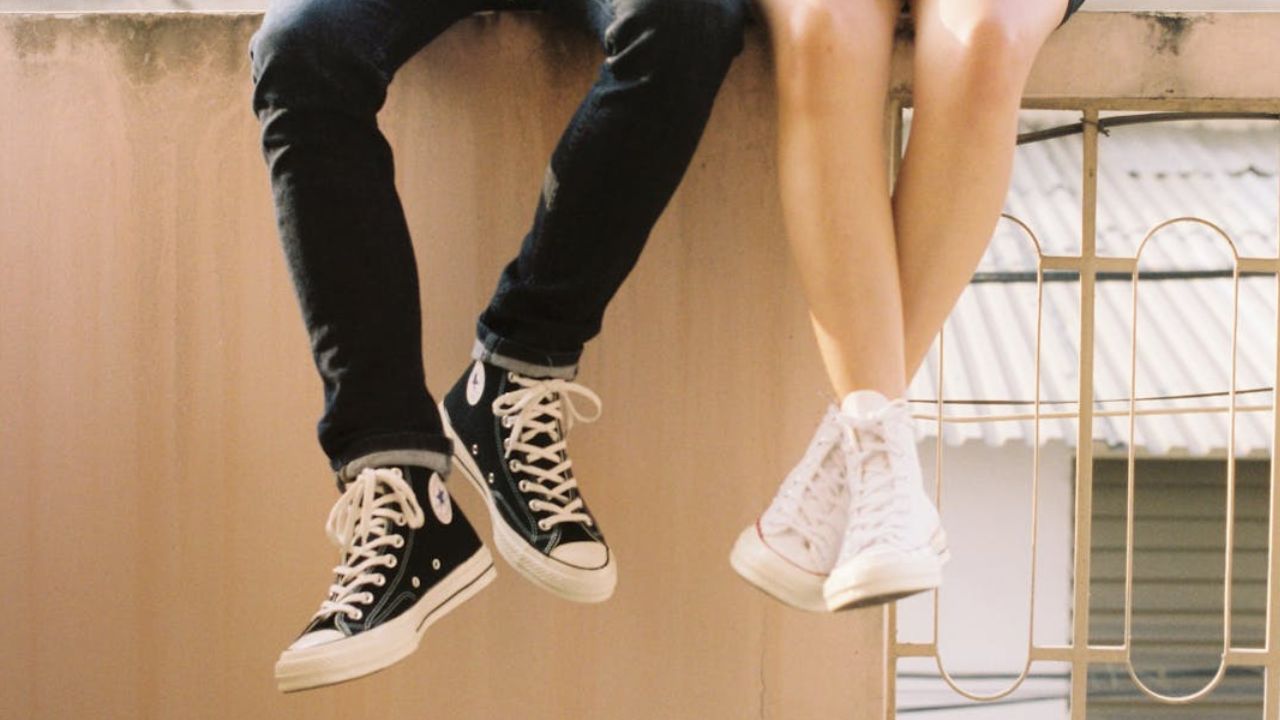 How to tell if a girl actually likes you