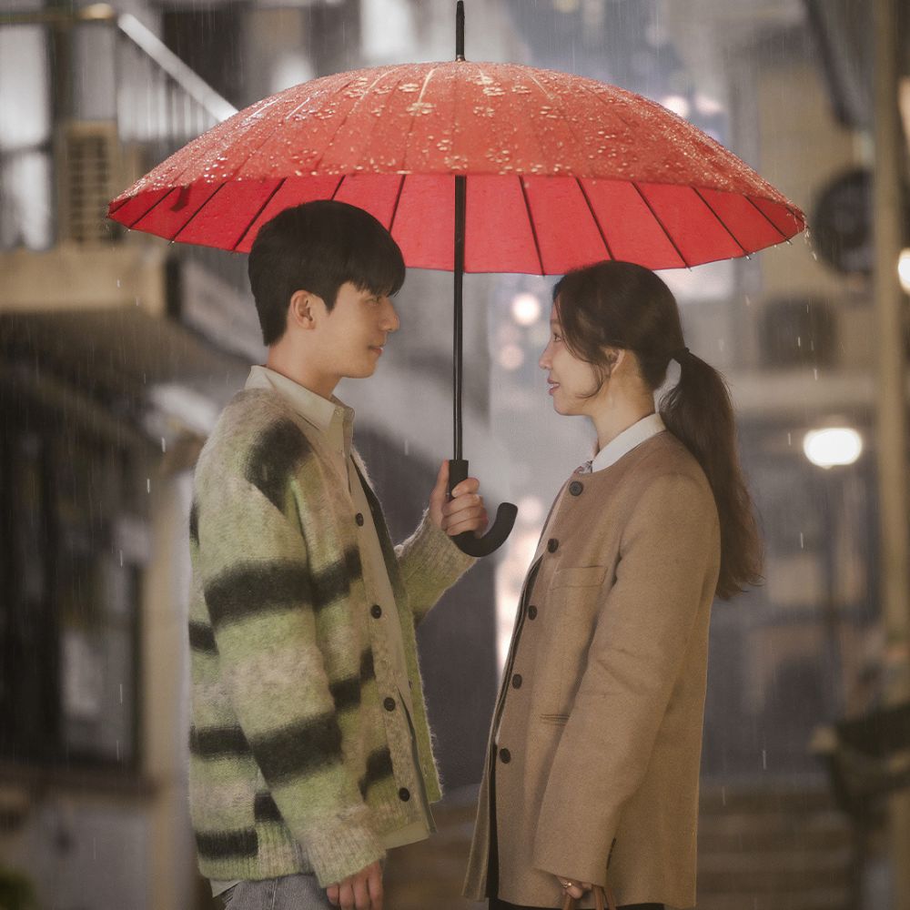 The Midnight Romance in Hagwon Ep 1-2 Review: Wi Ha Joon-Jung Ryeo Won’s teacher-student romance starts slow The Midnight Romance in Hagwon Ep 1-2 Review: Wi Ha Joon-Jung Ryeo Won’s teacher-student romance starts slow