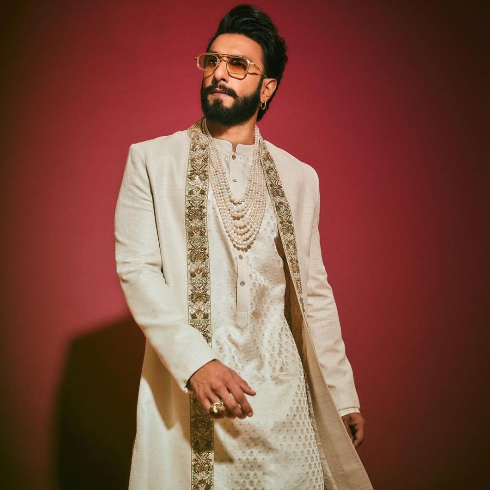 9 Ranveer Singh best movies to binge-watch on weekend 9 Ranveer Singh best movies to binge-watch on weekend