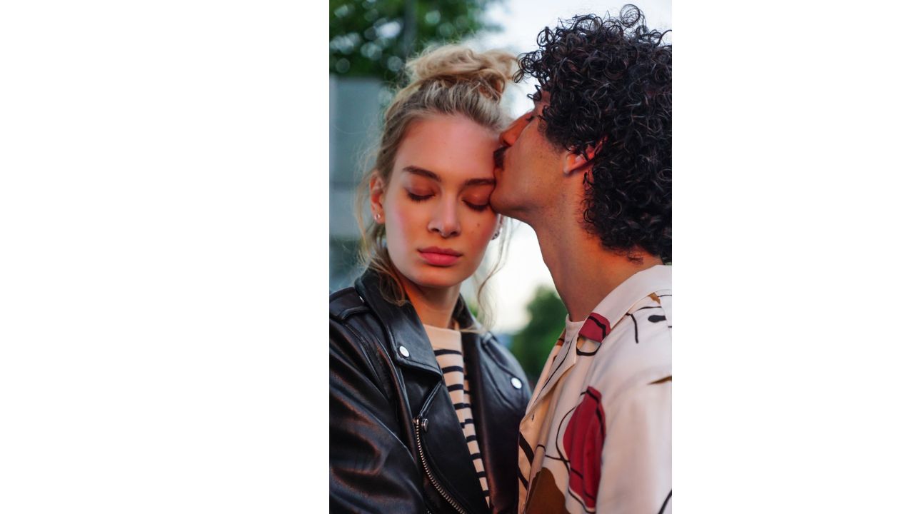 forehead kiss 