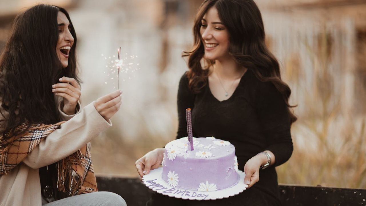 Short Birthday Wishes for Sister