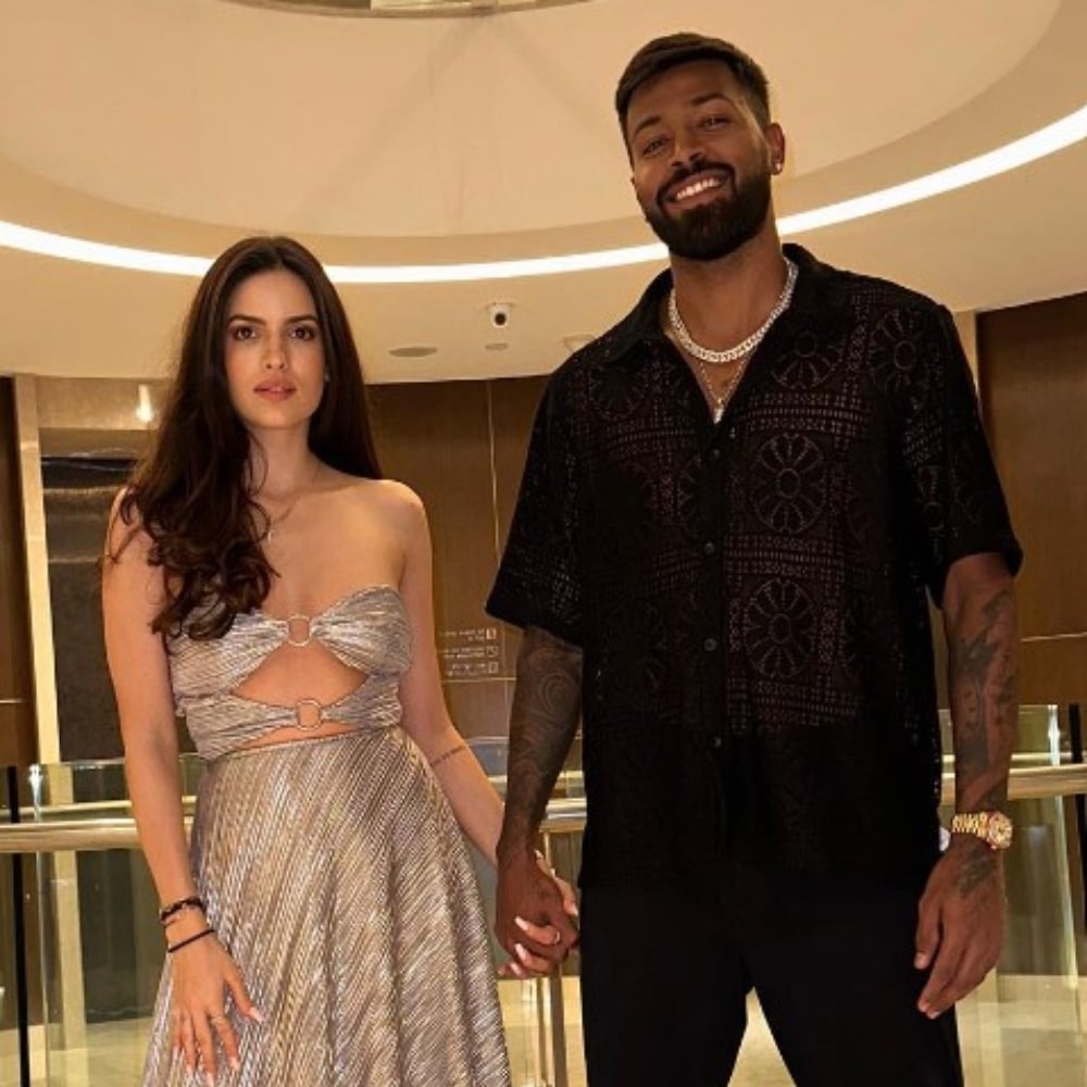 Natasa Stankovic drops first post amid separation rumors with Hardik Pandya; see PIC Natasa Stankovic drops first post amid separation rumors with Hardik Pandya; see PIC