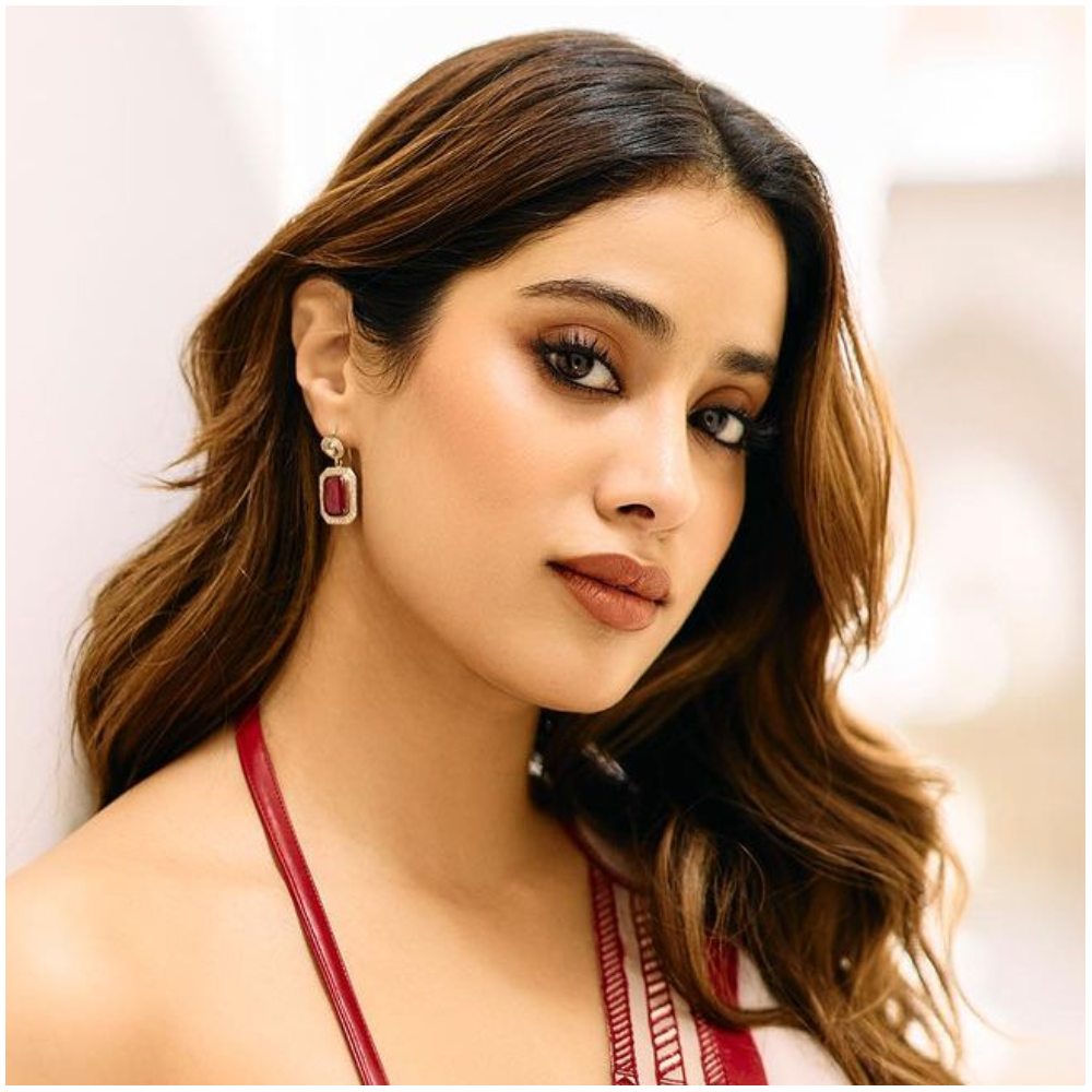 Janhvi Kapoor defends rise in actor’s high entourage cost; ‘Sab log yaha sirf paiso ke liye kaam nahi kar rahe’ Janhvi Kapoor defends rise in actor’s high entourage cost; ‘Sab log yaha sirf paiso ke liye kaam nahi kar rahe’
