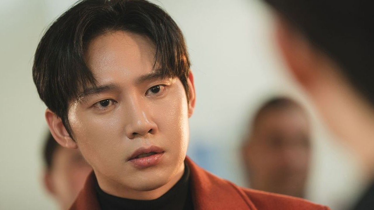 Is Park Sung Hoon a chaebol? Queen of Tears' star gets candid about family's finances and more