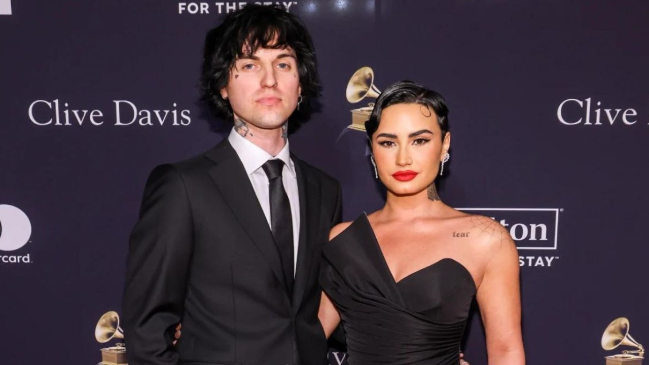 'Can't Think Of A Caption': Demi Lovato Shares Carousel Of Life Update Including Pic With Fiance Jutes