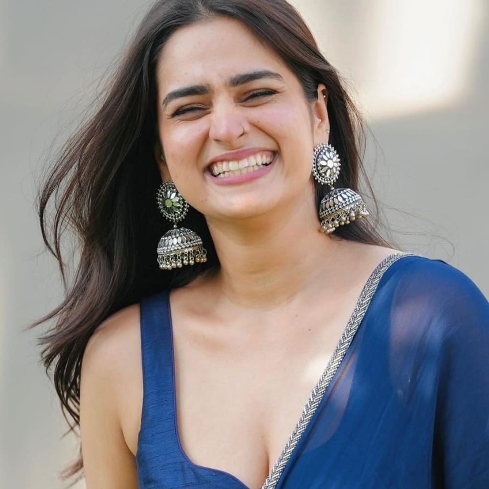 EXCLUSIVE VIDEO: Bigg Boss 17's Ayesha Khan says THIS on receiving mixed signals from r...