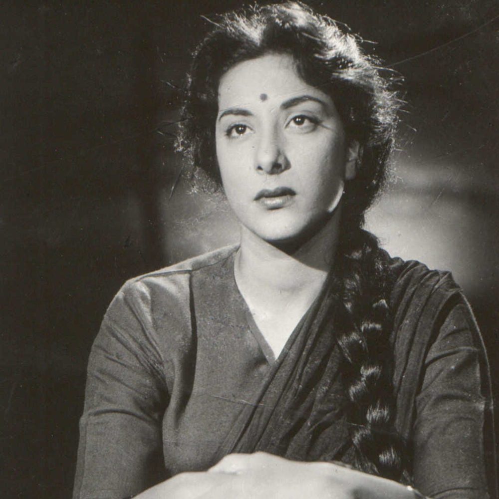 11 best Nargis Dutt movies that showcase her flawless onscreen presence 11 best Nargis Dutt movies that showcase her flawless onscreen presence