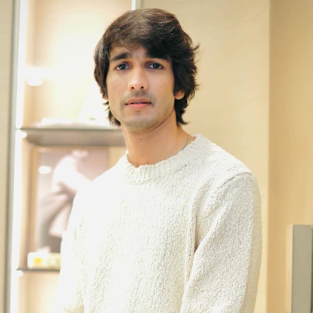 EXCLUSIVE: Shantanu Maheshwari reveals playing a different character in Ajay-Tabu’s Auron Mein Kahan Dum Tha: ‘I feel very lucky’ EXCLUSIVE: Shantanu Maheshwari reveals playing a different character in Ajay-Tabu’s Auron Mein Kahan Dum Tha: ‘I feel very lucky’