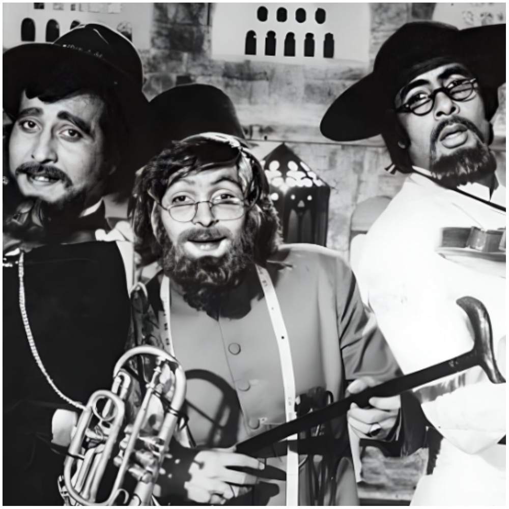 9 famous Amar Akbar Anthony dialogues that cinephiles still remember 9 famous Amar Akbar Anthony dialogues that cinephiles still remember